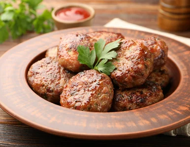 Miniatura: Dodaj ten płyn do mielonych. Będą idealnie...