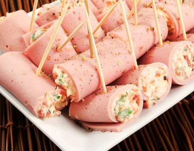 Miniatura: Zawijam coś innego niż szynkę. Te roladki...