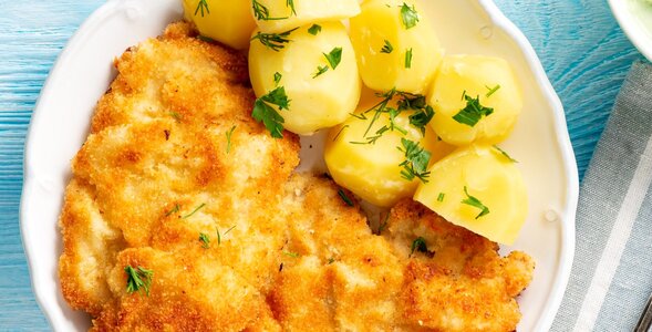 Miniatura: Ścieram na tarce i nacieram schabowe....