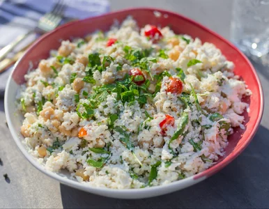 Miniatura: Kalafiora nie gotuję, tylko ścieram na...