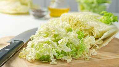Miniatura: Surówkę z kapusty pekińskiej robię z...