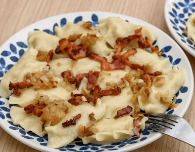 Miniatura: Ten farsz do pierogów jest tani i bogaty w...