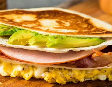 Miniatura: Kanapki przegrywają z tą tortillą. 4...