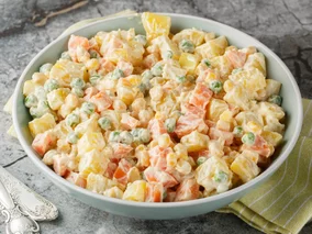 Miniatura: Wszyscy pakują majonez do jarzynowej. Ja...