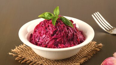 Miniatura: Ścieram na tarce i dodaję 2 składniki....