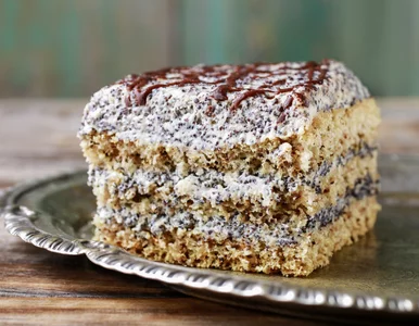 Miniatura: Zamiast dwóch ciast upiecz to jedno....