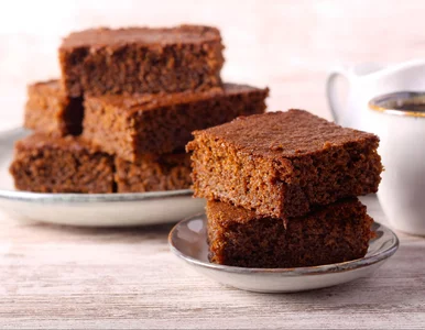 Miniatura: Ten piernik robię na ostatnią chwilę....