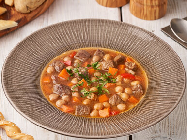 Miniatura: Zimą zawsze robię ten gulasz. Jest gęsty,...