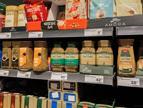 Miniatura: 14 zł taniej na dużej paczce kawy. Znana...