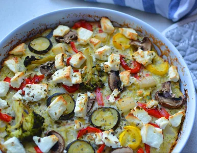 Miniatura: Warzywa, prosta masa i ser. Ekspresowo...