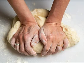 Miniatura: Gessler pokazała, jak robi ciasto na...