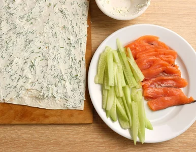 Miniatura: Z gotowych placków i trzech dodatków robię...