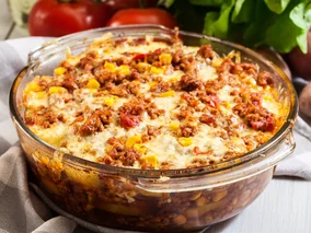 Miniatura: Układam ziemniaki z mięsem mielonym i mam...