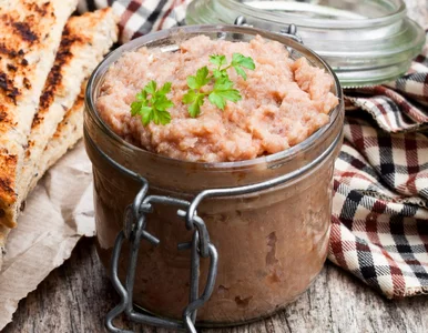 Miniatura: Moja mama mówi, że za PRL ta pasta była...