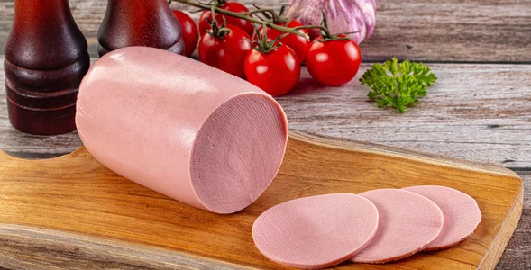 Miniatura: Blenduję kurczaka z żelatyną i przelewam...