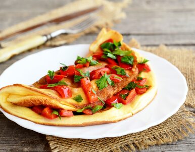 Pomysł na pożywne i ciepłe śniadanie, czyli przepis na omlet