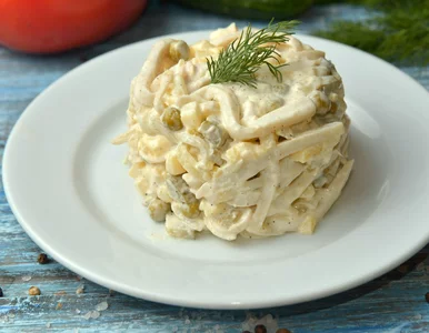 Miniatura: Do ziemniaczanej dorzucam jedno...