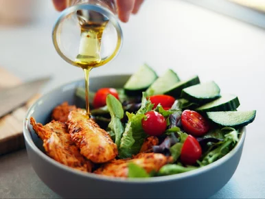 Miniatura: Seniorzy powinni jeść codziennie. Tyle...