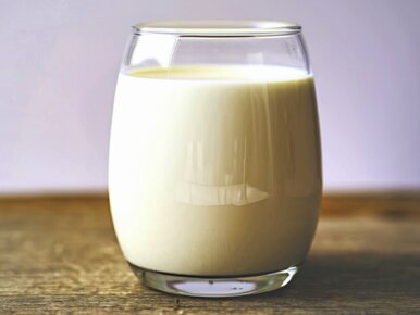 Miniatura: Kaszel mnie łapie, brzuch wariuje. Wsypuję...