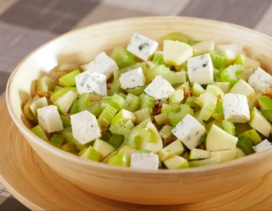 Miniatura: Wiele osób omija to warzywo. W tej surówce...