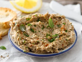 Miniatura: Z najtańszej puszki robię pastę, o którą...