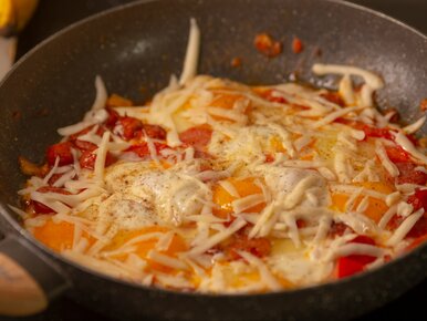 Miniatura: Weź jajka i dwa dodatki. Po takim...