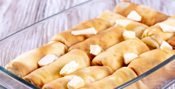 Miniatura: Naleśniki nadziewam aromatycznym farszem....