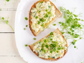 Miniatura: Gotowane jajka i dwa dodatki. Pasta lepsza...