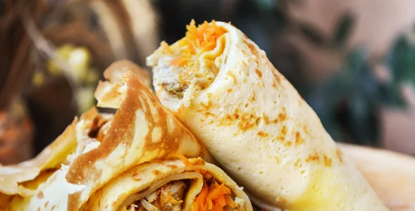 Miniatura: Smażę cienkie placki i nadziewam prostym...