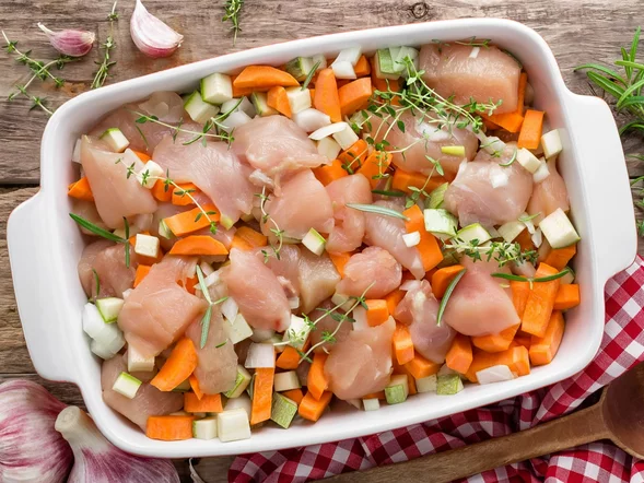 Miniatura: Kroję tylko pierś kurczaka i proste...