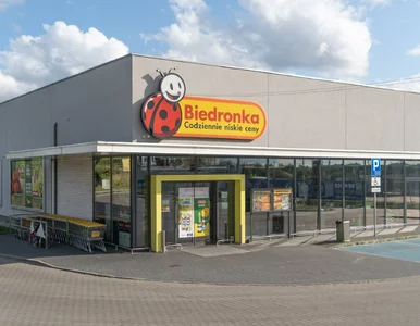 Miniatura: Bierzesz cztery, a płacisz tylko za dwa....