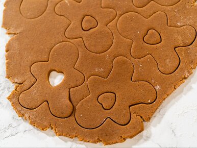 Miniatura: Oszukane pierniczki zrobisz ekspresowo....