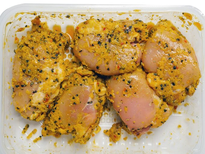 Pieczone mięso na niedzielny obiad. Przepis z prostych składników ...