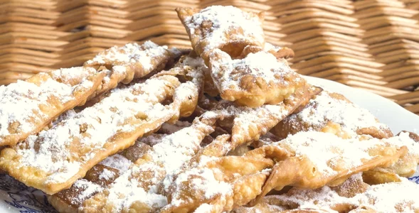 Miniatura: Nie smażę faworków i nie bawię się w...