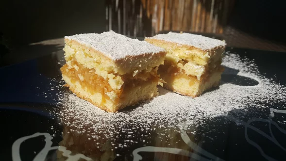 Miniatura: Szarlotki już nie zagniatam ani nie...