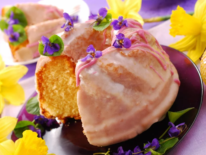 Miniatura: Dolewam to do babki na Wielkanoc. Wychodzi...