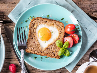 Miniatura: Wycinam serce i wbijam jajko. Takie kromki...