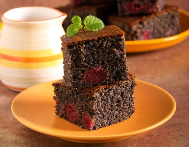 Miniatura: Puszkę masy makowej ekspresowo przerabiam...