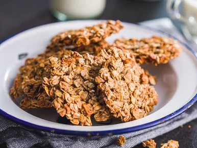 Miniatura: Zwykłe płatki zamieniam w chrupiące...