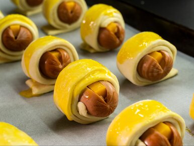 Miniatura: Mini hot dogi zrobisz ekspresowo z...