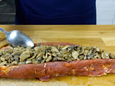 Miniatura: Nacinam polędwiczkę i dodaję farsz. To...