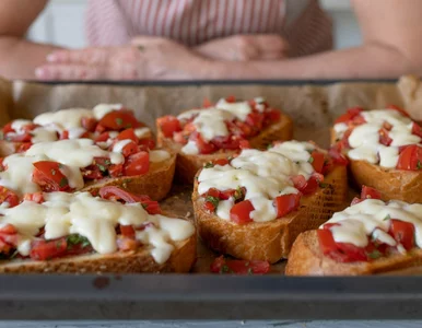 Miniatura: Leciutkie kanapeczki we włoskim stylu. To...