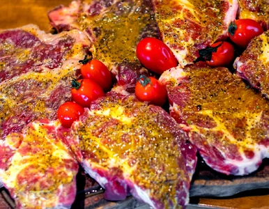 Miniatura: Za każdym razem, gdy piekę tę karkówkę,...