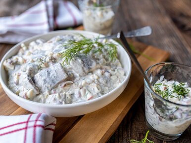 Miniatura: Ta sałatka śledziowa to weekendowy hit....