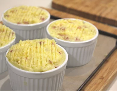 Miniatura: Podsmażam mięso i przykrywam je...