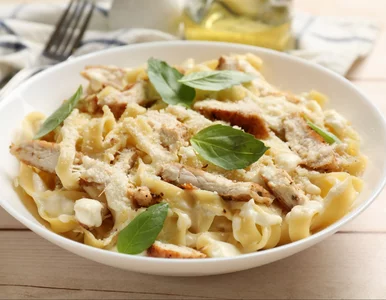 Miniatura: Kurczaka z poprzedniego dnia zamieniam w...