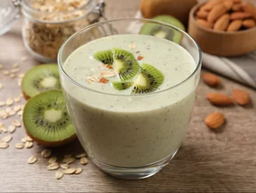 Miniatura: Biorę zdrowy owoc i blenduję z 2...