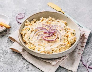 Miniatura: Biorę jajka i puszkę tuńczyka. W 15 minut...