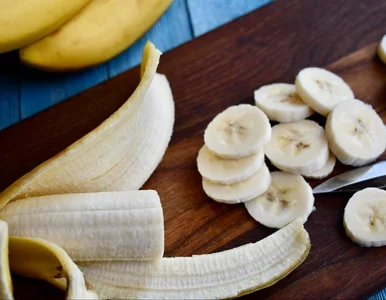 Miniatura: Latem bananów nie jem prosto ze skórki....