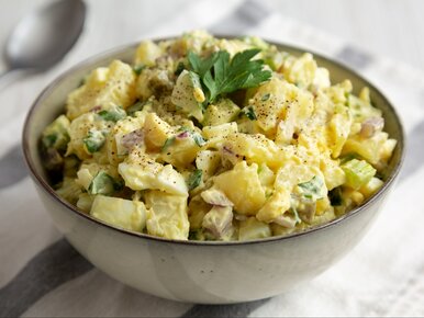 Miniatura: Gotowane ziemniaki zmieniam w sycącą...